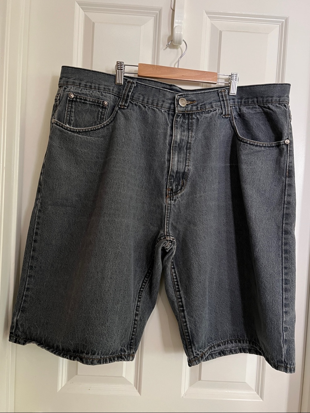 Phat Farm Men’s Black Washed Denim Jean Shorts